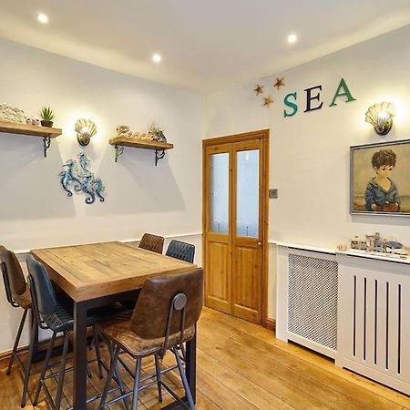 Villa Sea Urchin Whitby Exterior foto